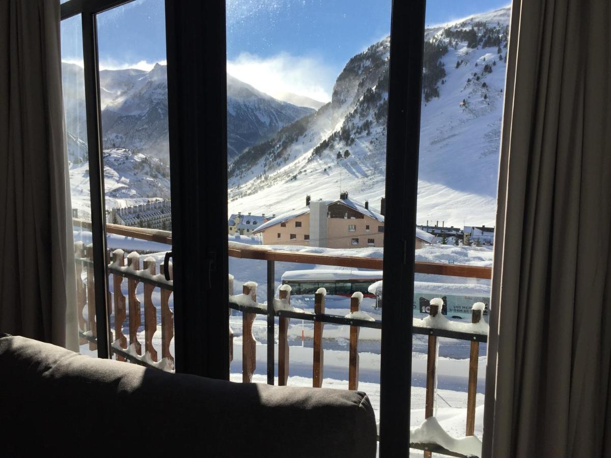 Hotel Edelweiss Candanchú Eksteriør bilde