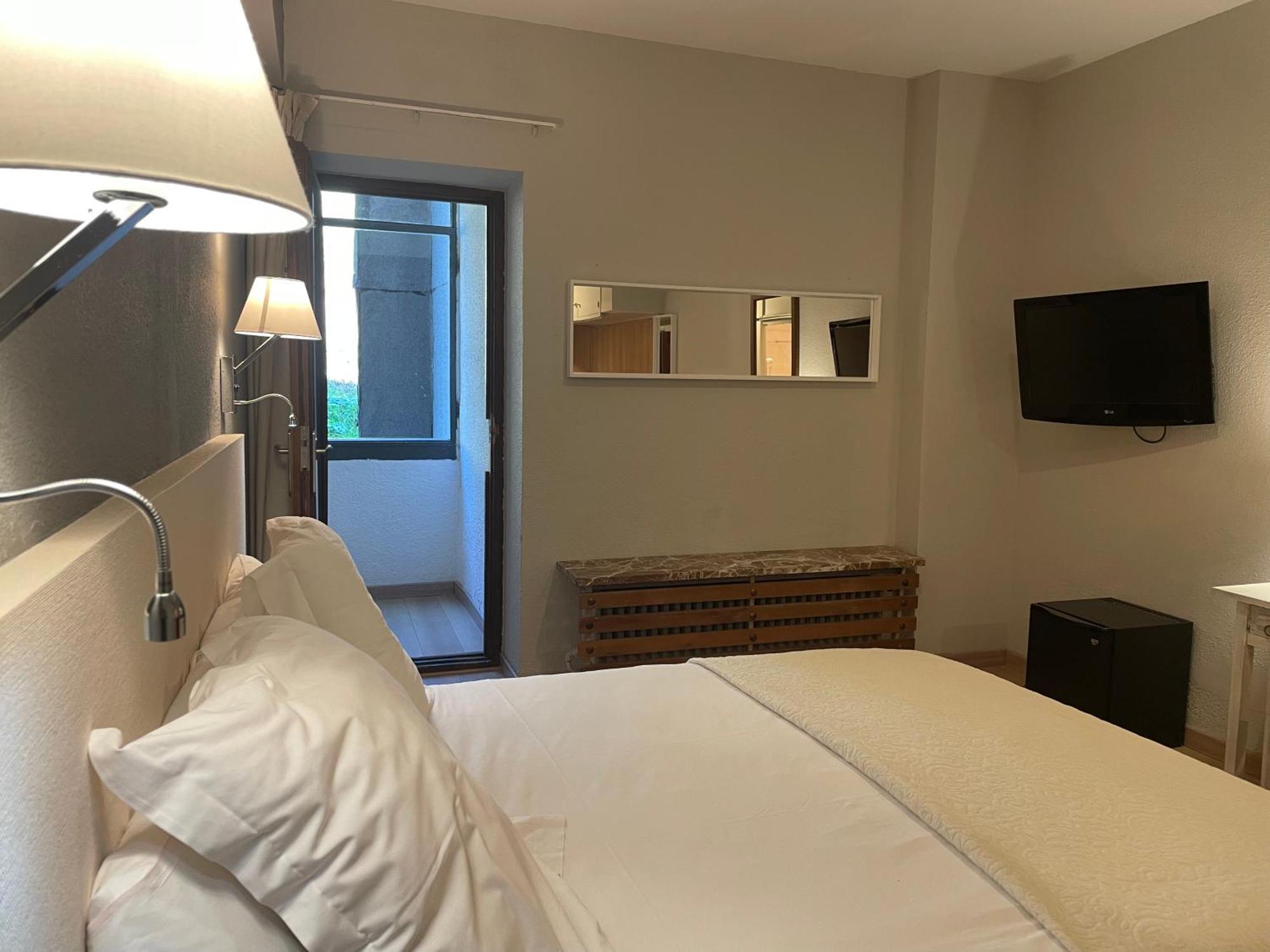 Hotel Edelweiss Candanchú Rom bilde