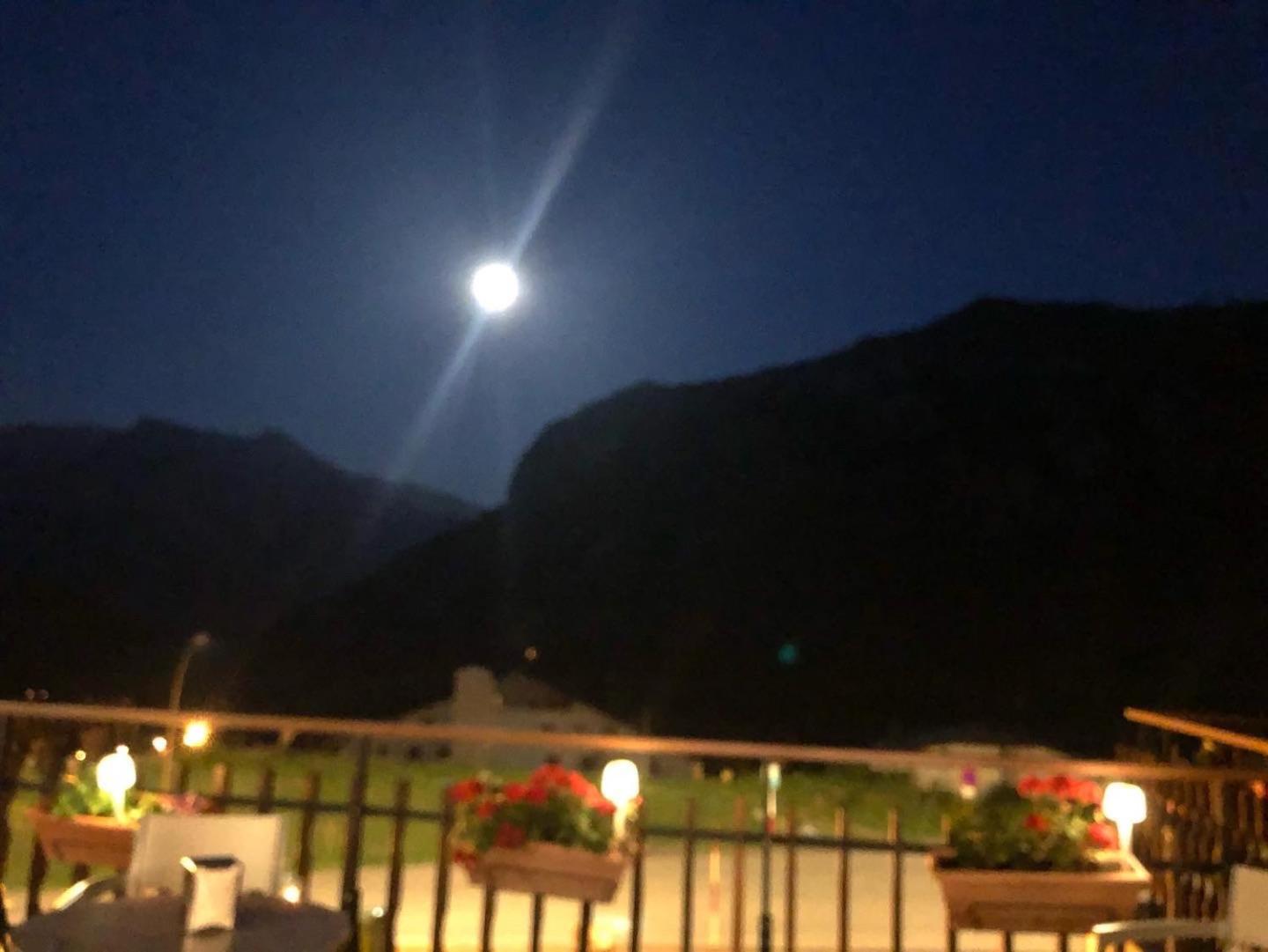 Hotel Edelweiss Candanchú Eksteriør bilde